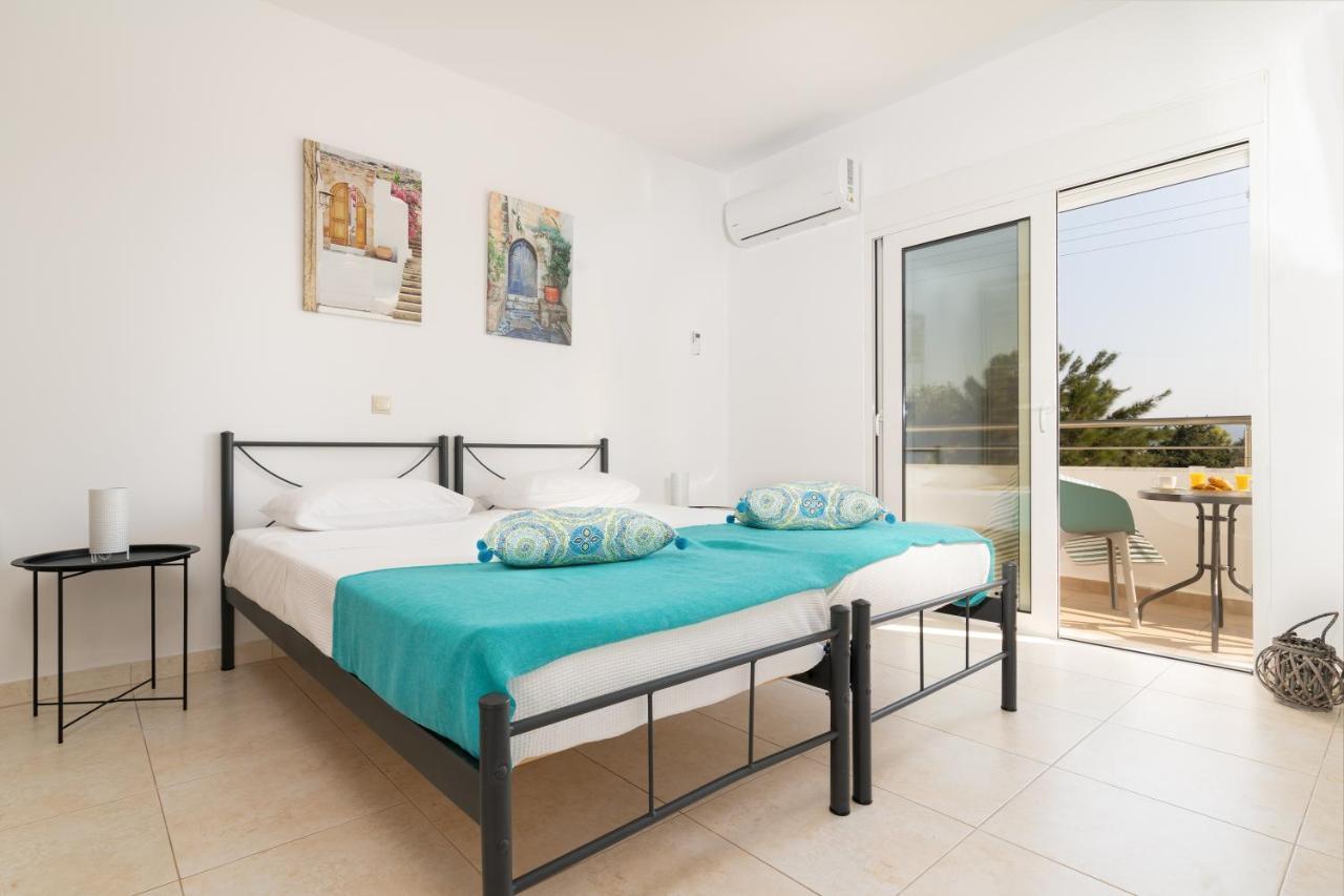 Lungo Mare Apartment เกนนาดี ภายนอก รูปภาพ