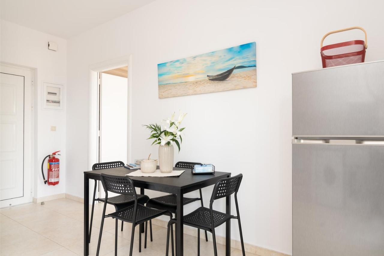 Lungo Mare Apartment เกนนาดี ภายนอก รูปภาพ