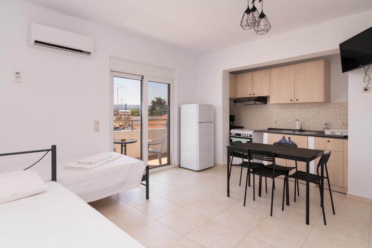 Lungo Mare Apartment เกนนาดี ภายนอก รูปภาพ