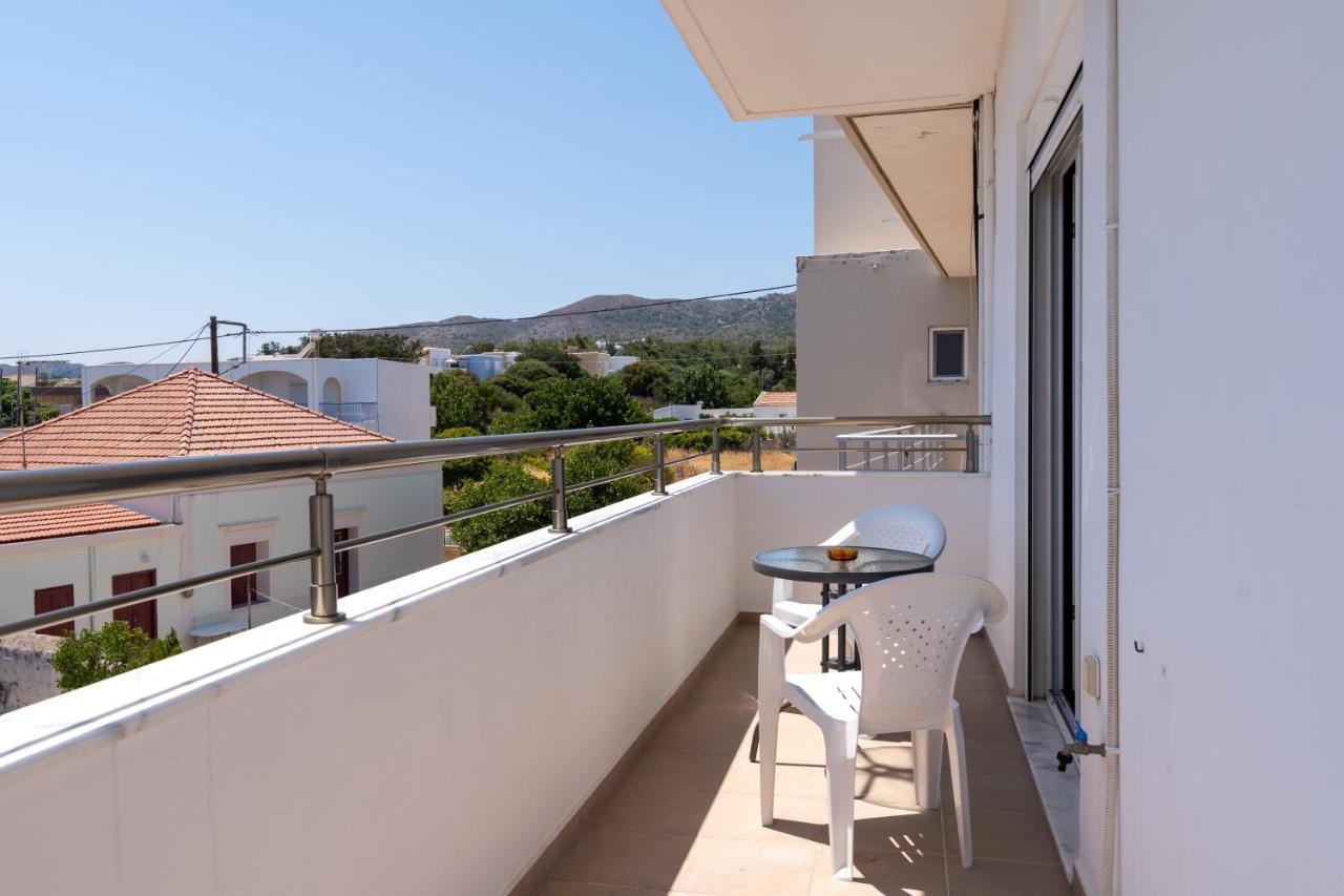 Lungo Mare Apartment เกนนาดี ภายนอก รูปภาพ